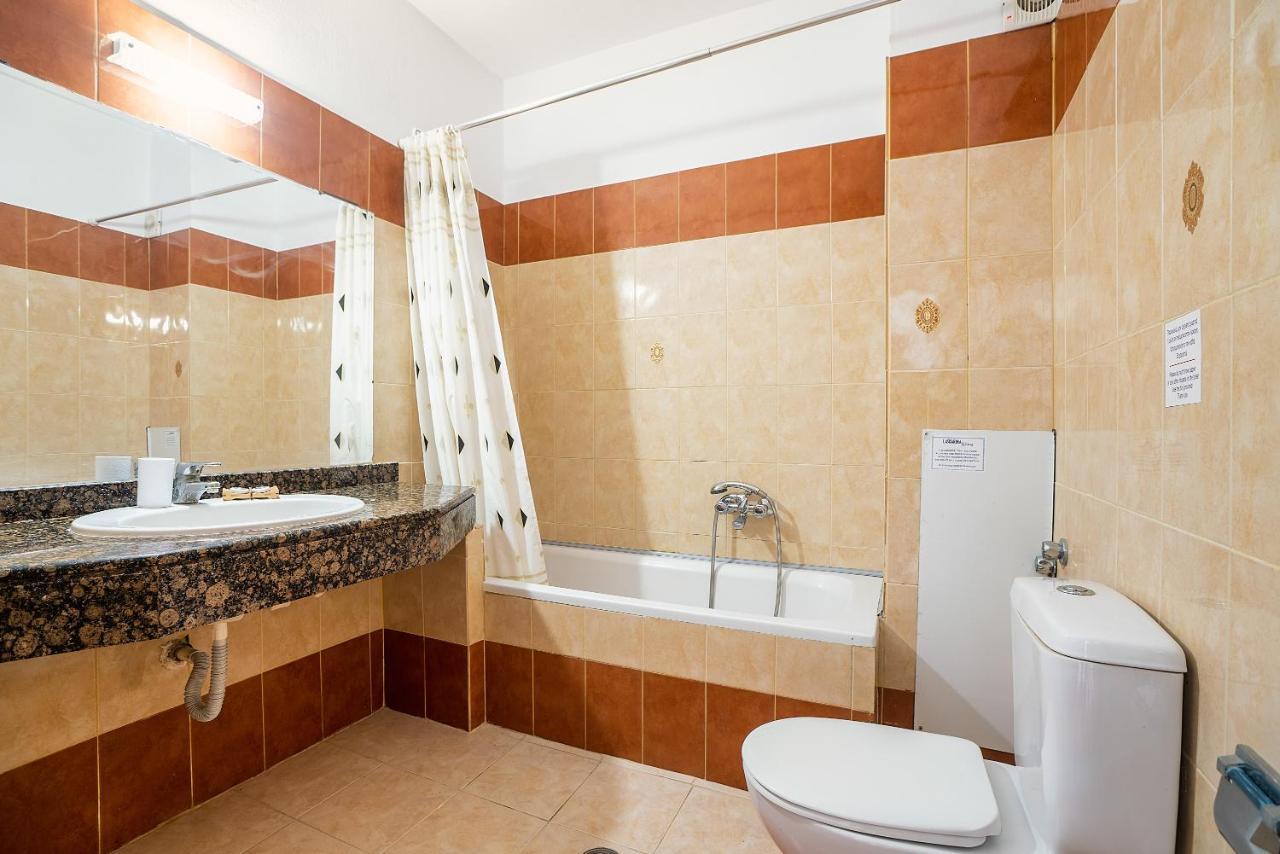 Livadia Beach Suite エクステリア 写真