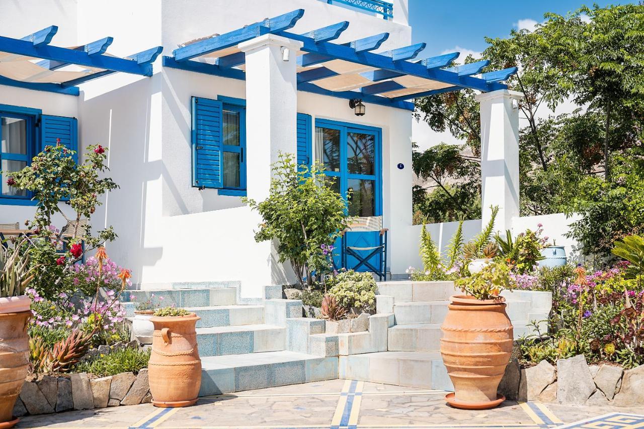 Livadia Beach Suite エクステリア 写真